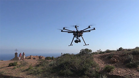 观看Flying Eye如何依靠Digi XBee 进行无人机连接和降落伞的部署