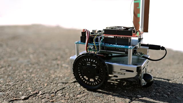 Digi 地球漫游者鼓舞人心的 STEM 机器人技术